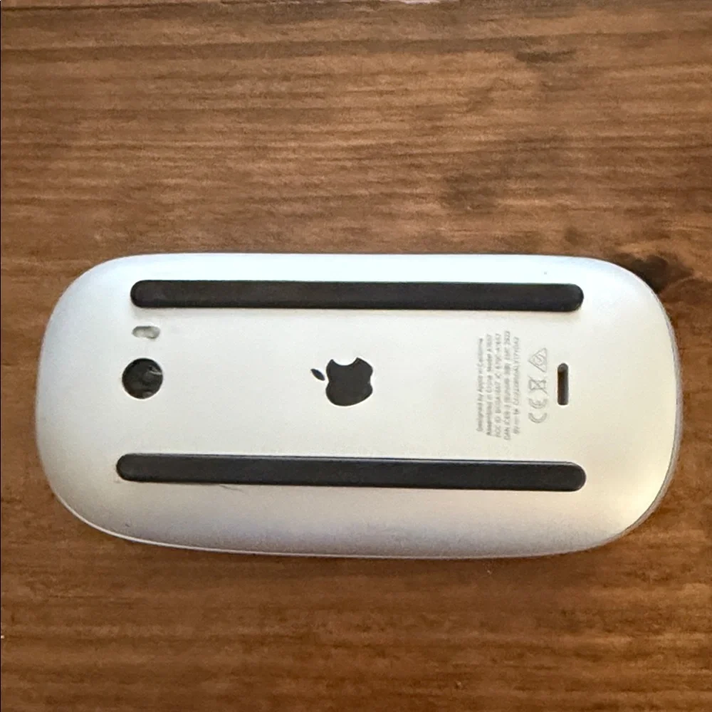Apple Magic Mouse in White